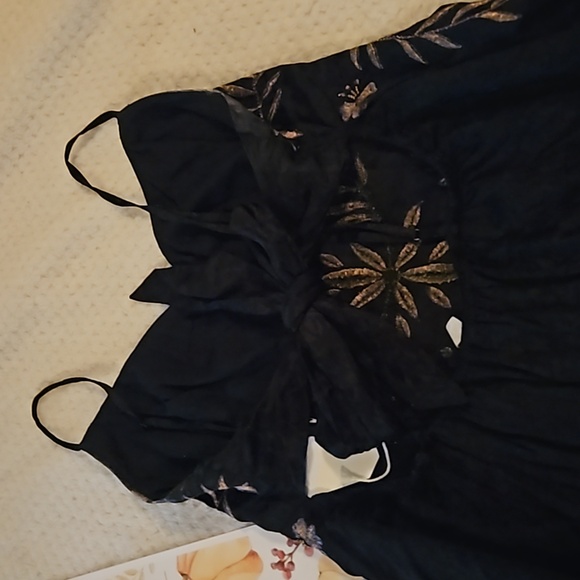 Free Peoppe, large, black mini dress - Picture 3 of 6
